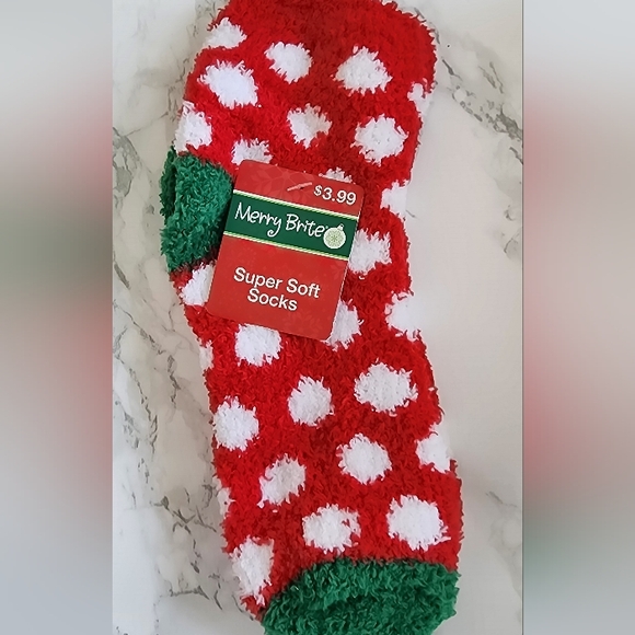 Fuzzy Bundle Collection - Picture 6 of 6